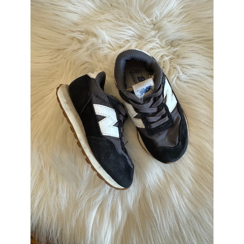 New Balance black sneakers size 7 GUC